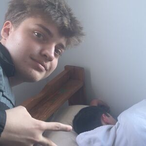 Meet your Posher, Ethan